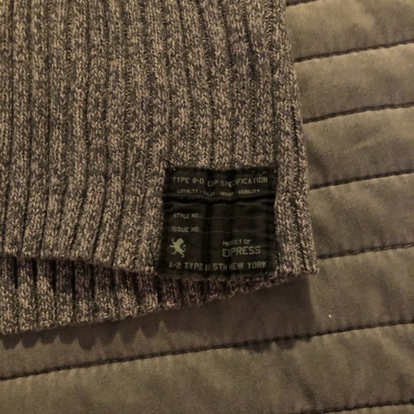 Express Sweater XS - Picture 3 of 3